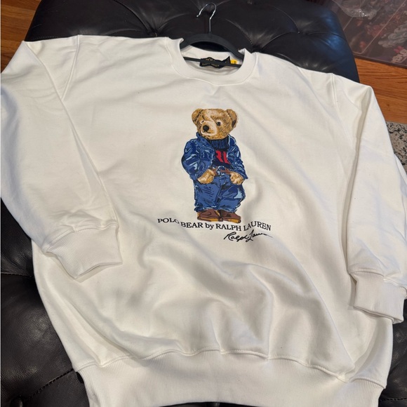 Ralph Lauren Tops - Polo Ralph Lauren Bear White Sweatshirt size M